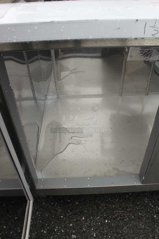 BRAND NEW SCRATCH AND DENT! CustomCool BM108R Stainless Steel Commercial Sandwich Salad Prep Table Bain Marie. Does Not Come w/ Remote Compressor.  - Image 4 of 9