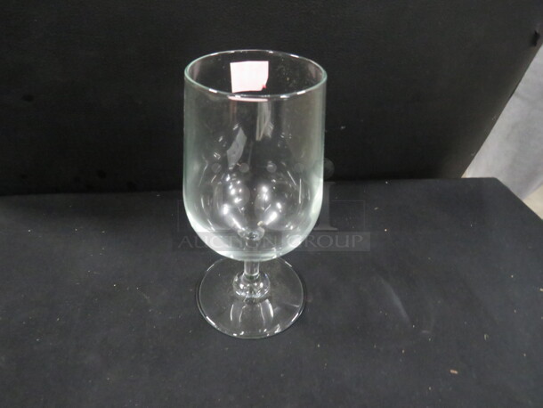 Stem Glass. 12XBID - Image 1 of 1