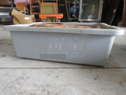 One Bussing Tub