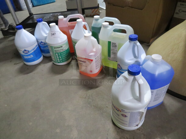 One Mega Lot Of Cleaners. NO SHIPPING! - Image 1 of 1