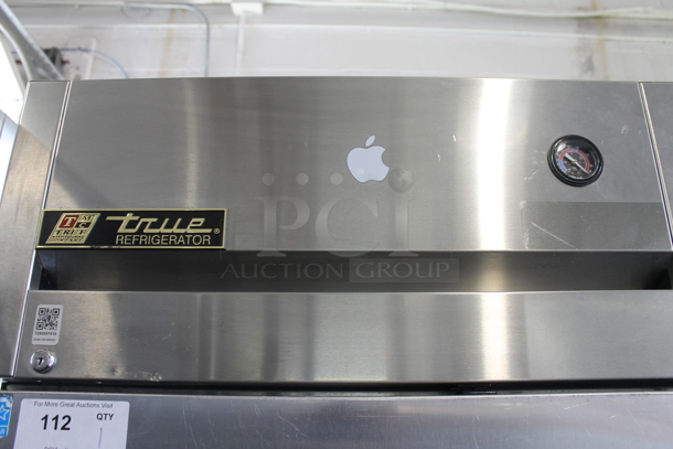 2015 True TG1R-1S ENERGY STAR Stainless Steel Single Door Reach In Cooler w/ Poly Coated Racks on Commercial Casters. 115 Volts, 1 Phase. Tested and Working! - Image 2 of 6