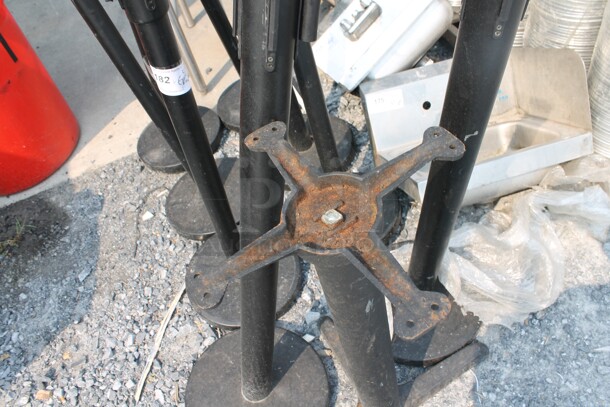 9 Black Stantions. 9 Times Your Bid! Cosmetic Condition May Vary. - Image 4 of 7