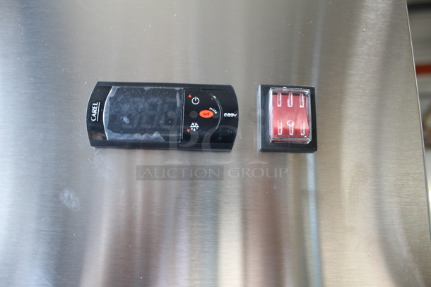 BRAND NEW! Avantco 178A19RHC Stainless Steel Commercial Single Door Reach In Cooler on Commercial Casters. 115 Volts, 1 Phase. Tested and Working! - Image 4 of 10