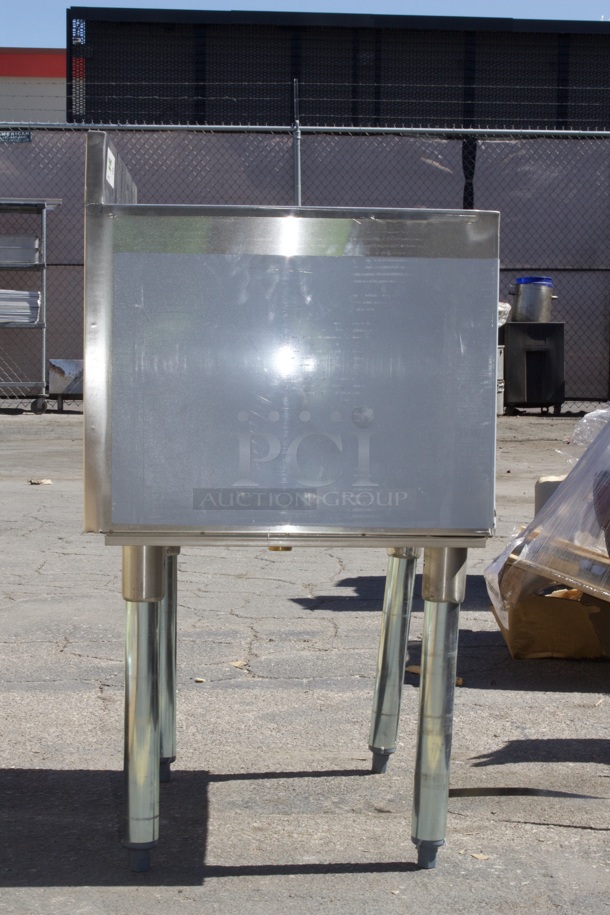 BRAND NEW SCRATCH & DENT! Regency 18" x 24" Underbar Ice Bin - 77 lb. - Image 7 of 10