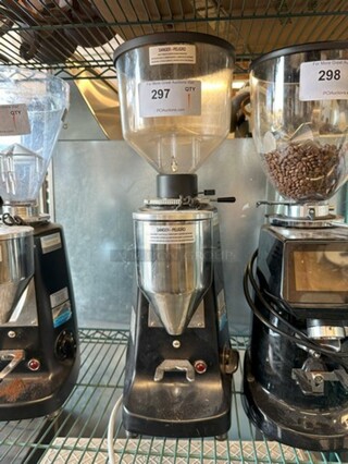 Mazzer Luigi Major Electronic Metal Commercial Countertop Espresso Bean Grinder. 120 Volts, 1 Phase. Tested and Working!