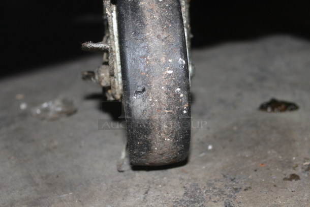 Jade Range JTHR-6-36C Stainless Steel Commercial Natural Gas Powered 6 Burner Range w/ Convection Oven, 2 Tier Over Shelf and Back Splash on Commercial Casters. 35,000 BtU. - Image 7 of 7