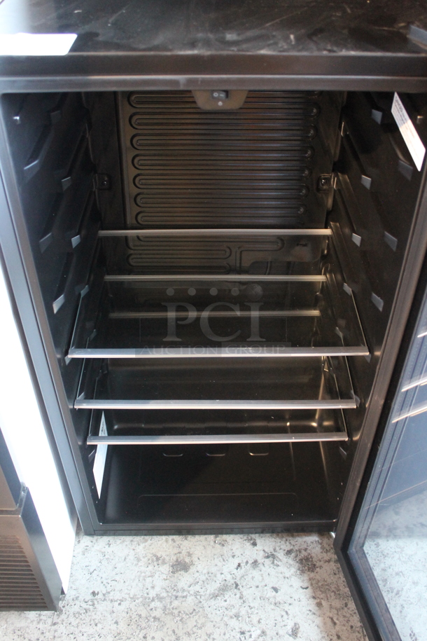 Arctic King ARV115B1AST Metal Mini Cooler Merchandiser. 115 Volts, 1 Phase. Tested and Powers On But Does Not Get Cold - Image 2 of 4