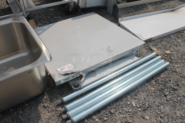 BRAND NEW SCRATCH AND DENT! Regency 600T3030G Commercial Stainless Steel Disassembled Work Table With Undershelf And Galvanized Legs. - Image 2 of 4