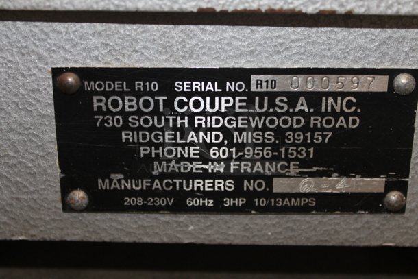 Robot Coupe R10 Metal Commercial Countertop Food Processor w/ Blade. 208-230 Volts, 1 Phase. - Image 9 of 9