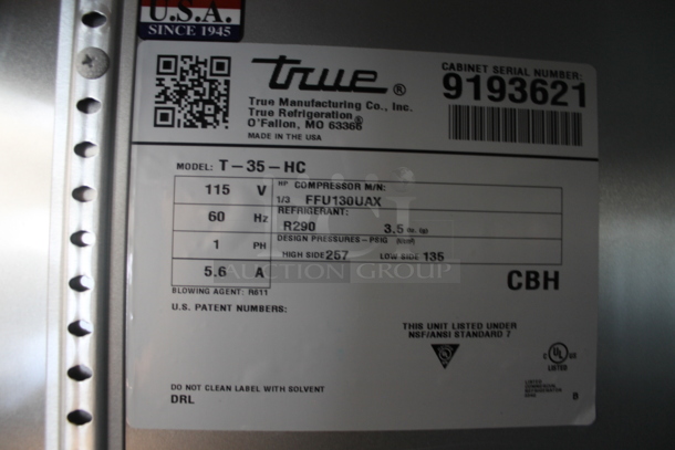 2017 True T-35-HC Stainless Steel Commercial 2 Door Reach In Cooler w/ Poly Coated Racks. 115 Volts, 1 Phase. Tested and Working! - Image 4 of 4