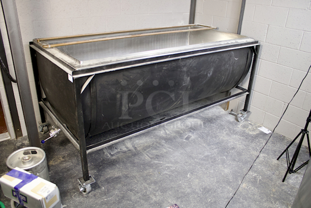 NEW/NEVER USED Custom Stainless Steel Mash-Lauter Tun, Copper Tubing Filter System, Copper Tubing System For Adding Hot Water Evenly Over The Mash, 2" Drain With Butterfly Valve, On Heavy Duty Commercial Casters. Mash Tun Can Also Be Used As A Cool Ship For Lambic (Spontaneous Fermentation) Brewing.  - Image 2 of 9