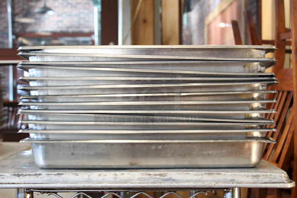 SWEET! Vollrath 30522 Super Pan V® 1/2 Size Long 2 1/2" Deep Anti-Jam Stainless Steel Steam Table / Hotel Pan - 22 Gauge.
21x6-1/2x2-1/2
13x Your Bid
 - Image 4 of 5