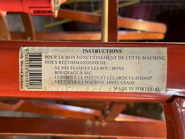 Manual Bottle Capper - Image 2 of 3