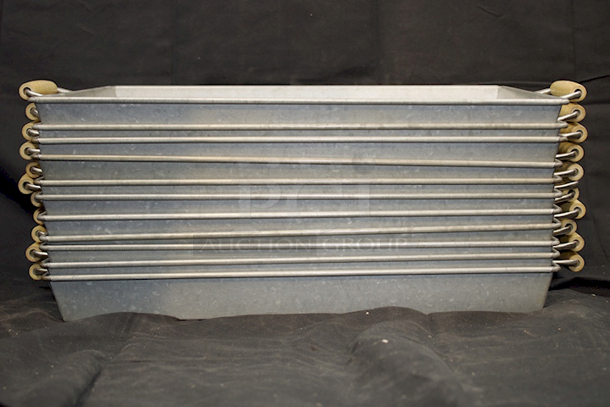 FAT STACK! 2-1/2” Deep Stackable Metal Serving/Holding trays Trays With Wood Handles. 11x Your Bid. - Image 3 of 3