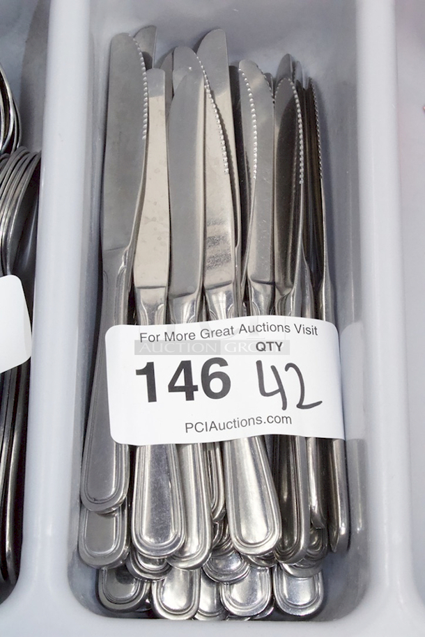 Update International RE-112 Stainless Steel Regency European Table Knives, 9-1/4". 42x Your Bid - Image 1 of 1