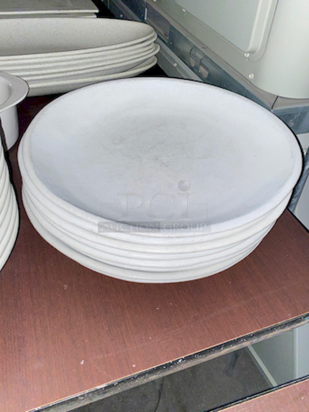 Table Full of High Quality Ceramic Platters, Includes Table Top and Bases. 

 - Image 3 of 6