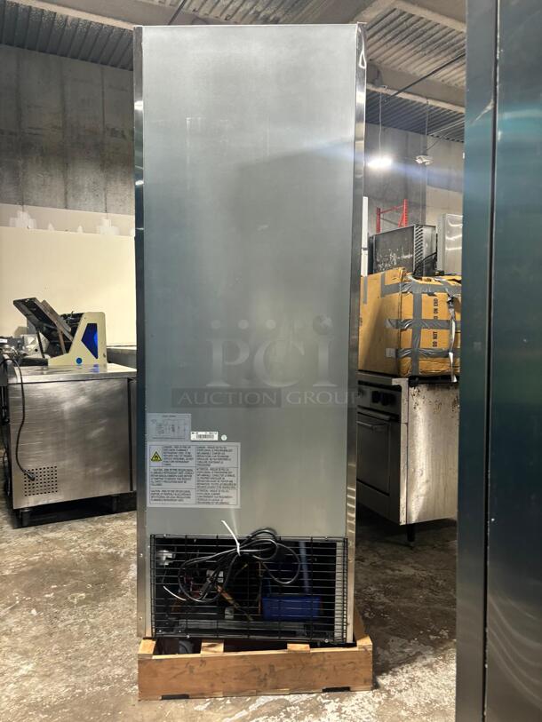 Brand New Scratch & Dent Dukers D28F 28" Single Door Commercial Freezer in Stainless Steel
 - Image 4 of 5