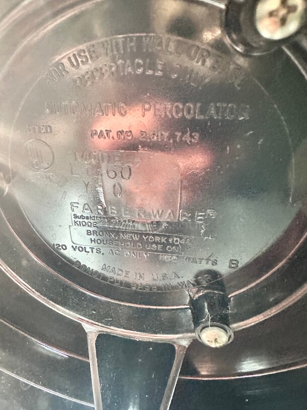 Farberware 36 Cup Buffet Coffee Urn Model L1360 115 Volt  - Image 9 of 9