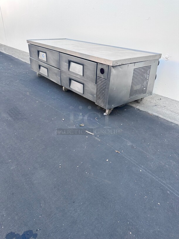 Late Model True TRCB-82 82 inch Chef Base w/ (4) Drawers - 115v Tested and Working - Image 7 of 10