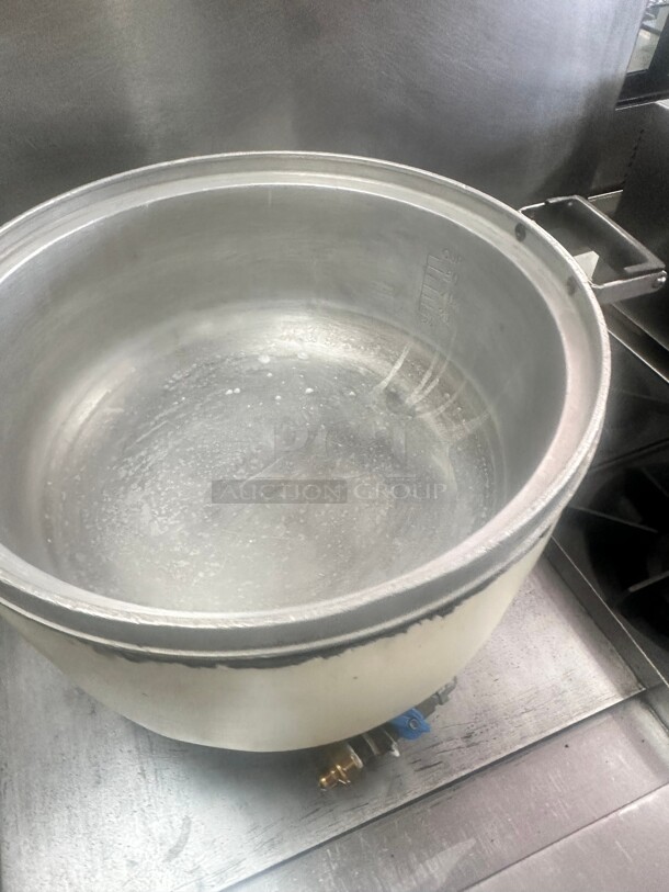 Commercial Gas Rice Cooker Wokring - Image 3 of 8