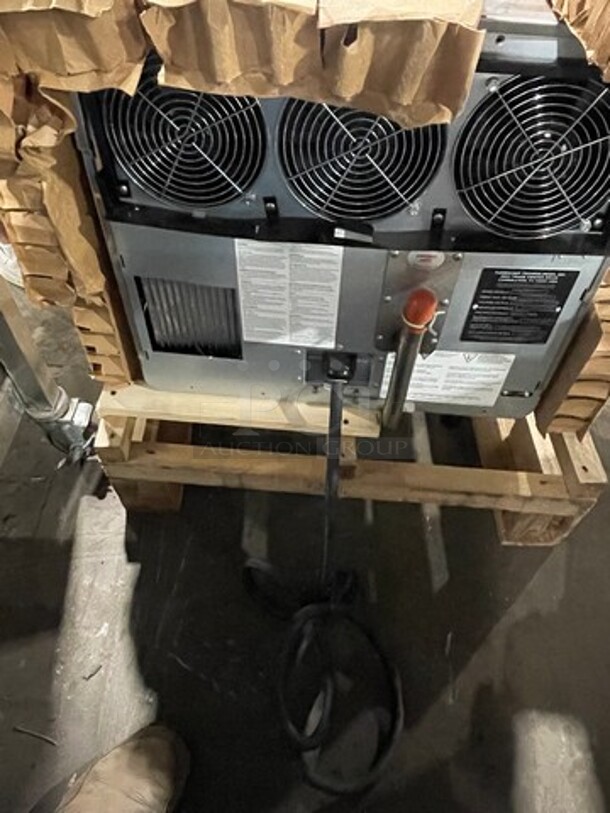 NEW! NEVER USED! ON THE CRATE! LATE MODEL! 2021 Turbo Chef Commercial Countertop Rapid Cook Oven! Model: ENCORE2 SN: ENC3TD81213 208/240V 60HZ 1 Phase - Image 6 of 8