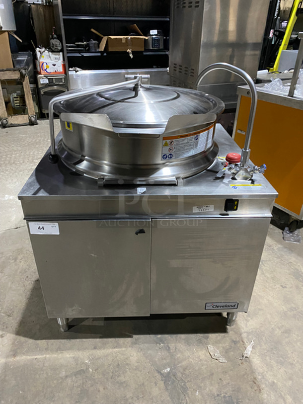 NICE! Cleveland Commercial Direct Stream Tilting Soup Kettle! Holds 40 Gallons! All Stainless Steel! On Legs! Model: KDM-40-T SN: 141123055257 120V 60HZ 1 Phase