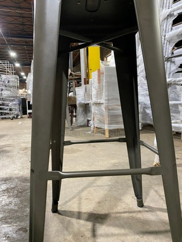 BRAND NEW! Astor Matte Platinum Clear Coated Finish Heavy Duty Metal Bar Height Stools! With Walnut Seat Top! With Footrest! 5 x Your Bid! - Image 5 of 8