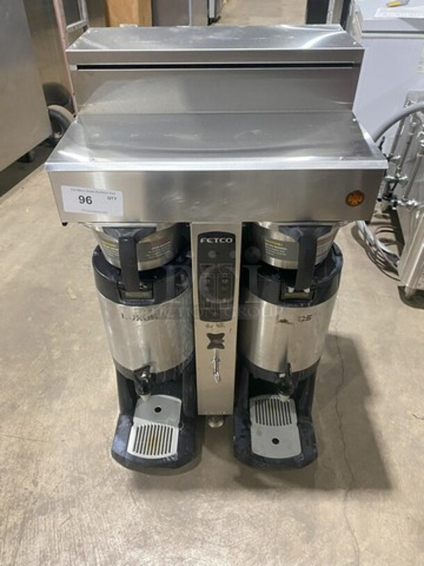 Nice! Fetco Counter Top Dual Coffee Brewer Machine! With Hot Water Line! With Airpots! On Legs! Model E52016 Serial 4801128147544! 120/208V 1/3 Phase!  - Image 9 of 10