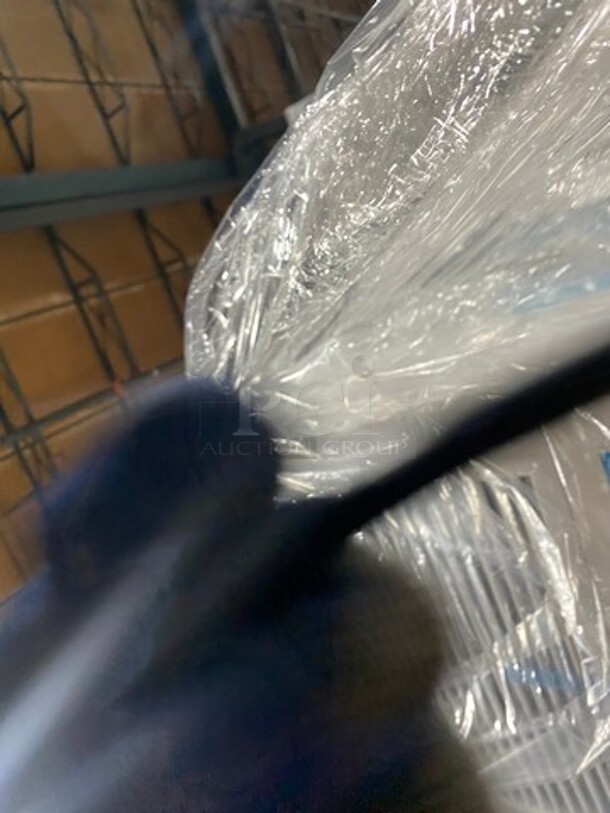 NEW! OUT OF THE BOX! SCRATCH-N-DENT! Whynter Energy Star 50 Pint Portable Dehumidifier Unit! With Built In Pump! Model: RPD503SP 115V - Image 6 of 7