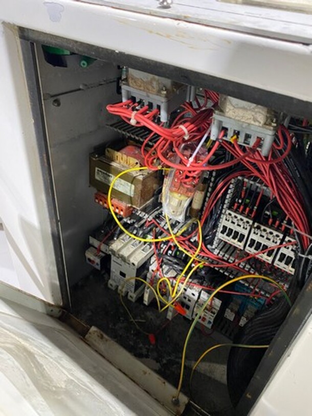 GREAT! Excalibur Commercial Floor Style Spiral Mixer! With Bowl Guard And Mixing Bowl! With Spiral Hook Attachment! Model: 200A SN: 970268 208V 3 Phase - Image 8 of 10