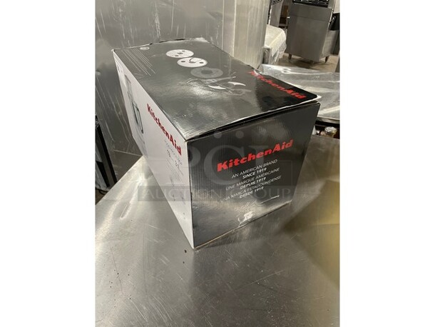 Brand New! KitchenAid® 13-Cup Food Processor! Snap-and-go! 3.1 Liters! With Attachments! - Image 5 of 10