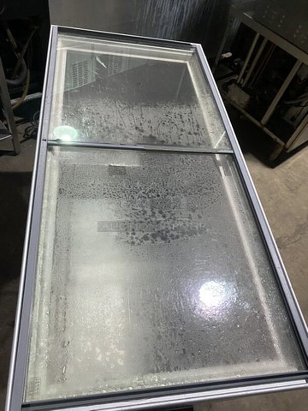 Vestfrost Floor Style Reach Down Ice Cream Freezer! Model IKG403 Serial 84314914! 115V 1 Phase!  - Image 5 of 9
