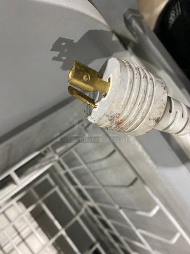 2016 AHT Chest Freezer Merchandiser! Model Manhattan210VS Serial 34990700000059! 110-120V 1Phase! With Baskets! One Glass Door Missing! On Legs!
 - Image 9 of 9