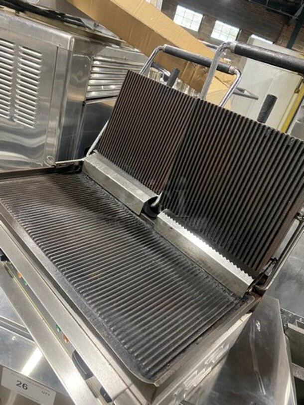 Equipex Commercial Electric Powered Countertop Dual Panini Press! With Ribbed Press! All Stainless Steel! Model: MAJESTIC SN: CA6092068 208/240V 60HZ 1 Phase - Image 6 of 8