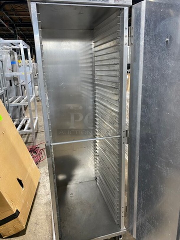 SPG Commercial Single Door Enclosed Pan Transport Rack! Solid Stainless Steel! On Casters! - Image 5 of 7