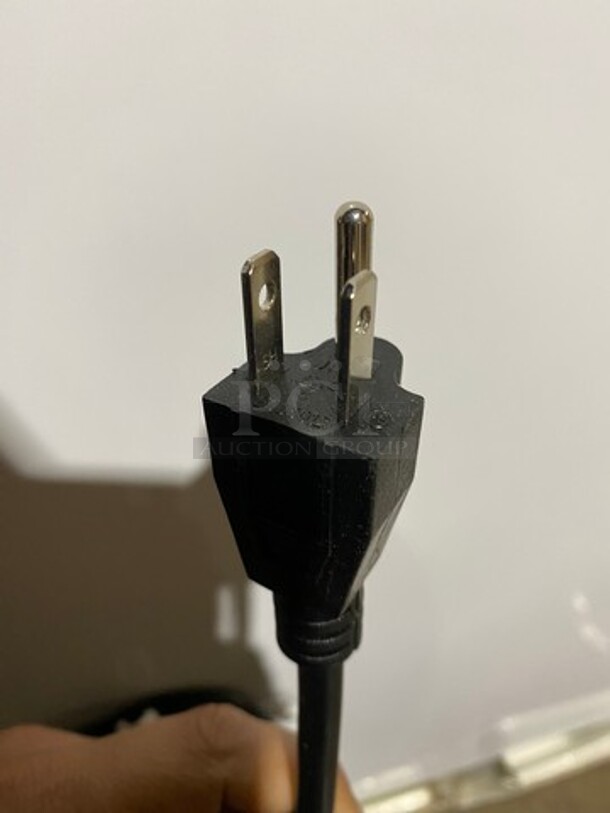 SCRATCH-N-DENT! Kelvinator Commercial Reach Down Freezer! Model: KCNF073WS SN: 95111795 115V - Image 9 of 10