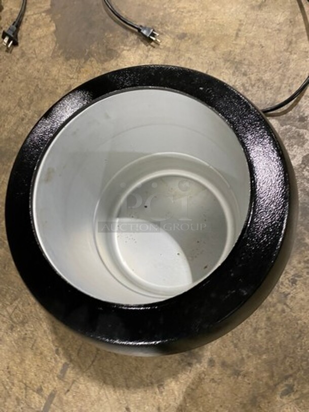 Anvil Metal Commercial Countertop Food Warmer Soup Kettle! Model: SKA7011 SN: 1000043407 110V 60HZ 1 Phase - Image 4 of 7