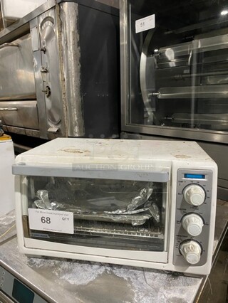 Black & Decker Commercial Countertop Toast-Bake-Broil Toaster Oven! 120V! Model: 3099249! 
