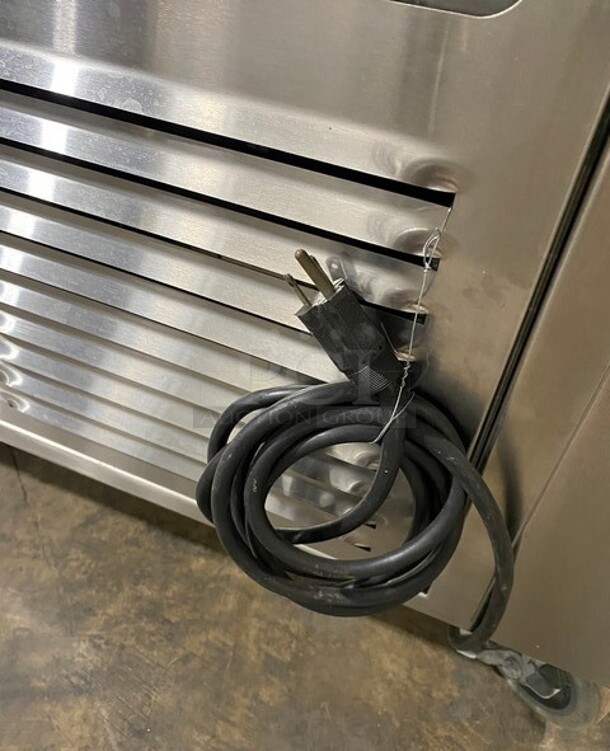 Low Temp Commercial Refrigerated Food Serving Station Counter/ Cold Pan! With Sneeze Guard! Stainless Steel Body! On Casters! Model: 50CFMX SN: L10C33214L 120V 60HZ 1 Phase - Image 7 of 7