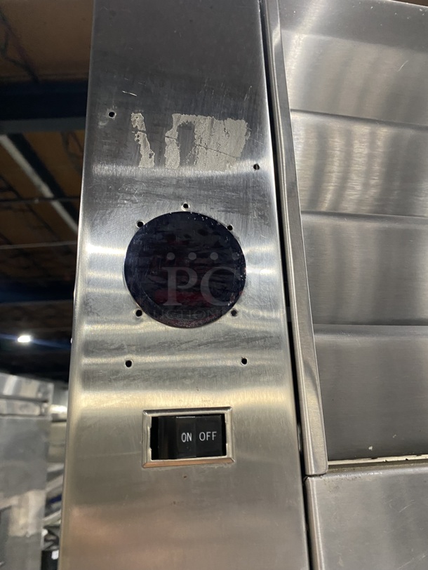 Traulsen Commercial Single Door Reach In Cooler! All Stainless Steel! On Legs! MODEL RHT132WREFHS SN: T239710I98 115V 1PH - Image 8 of 9