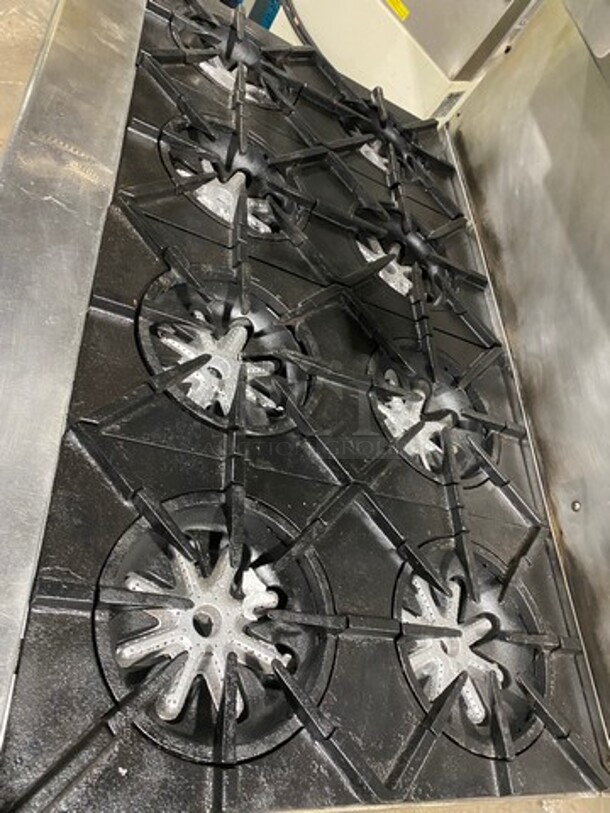 Garland Commercial Gas Powered 8 Burner Stove! With Raised Back Splash And Salamander! With Oven Underneath! All Stainless Steel! On Casters! - Image 5 of 11