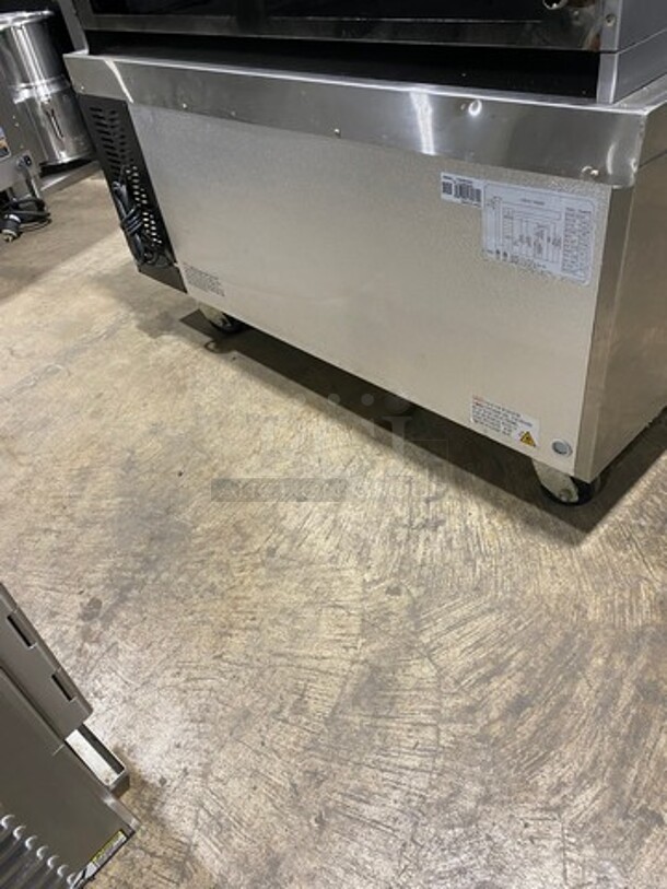 Avantco Commercial Refrigerated 2 Drawer Chef Base! All Stainless Steel! On Casters! Model: 178CBE52HC SN: 6389260217091206 115V - Image 4 of 9
