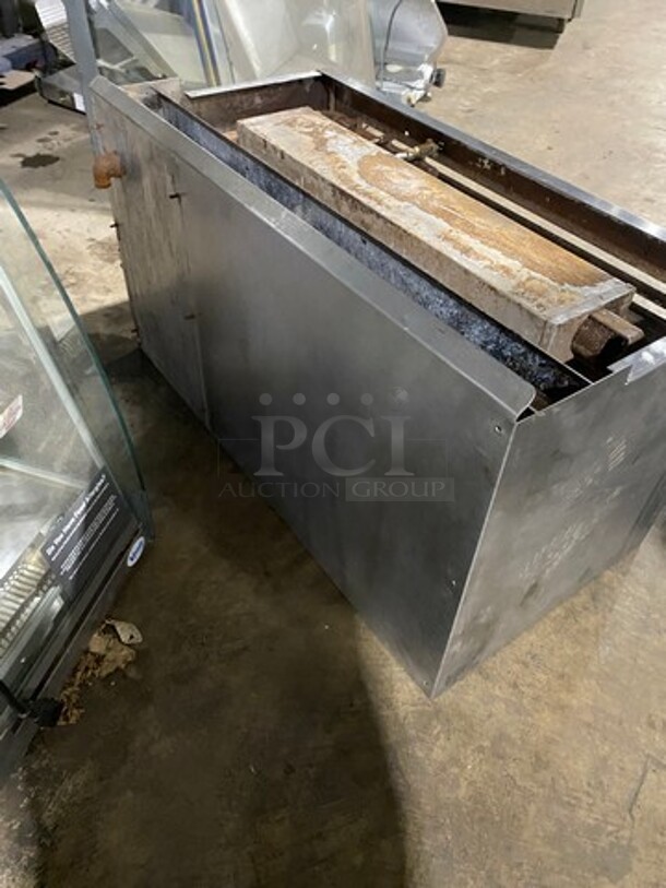 Montague Commercial Countertop Natural Gas Powered Salamander! All Stainless Steel! - Image 3 of 7