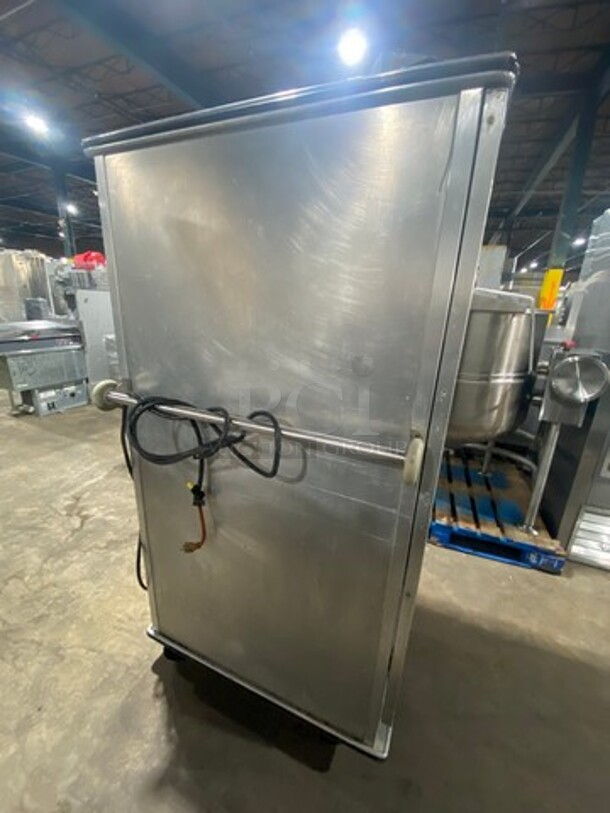 Seco Single Door Food Warmer/Proofer Cabinet! Stainless Steel! On Casters! Model: VGHI66RFM SN: 896 - Image 3 of 8