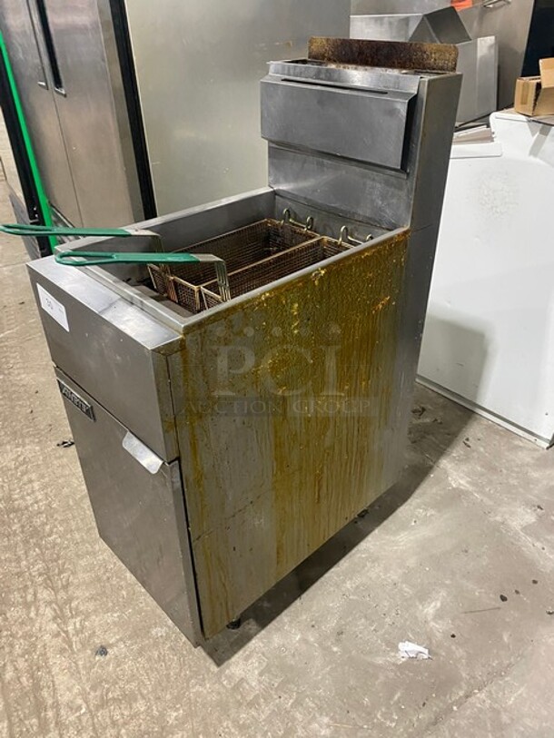 SUPER! Anets Commercial Natural Gas Powered Deep Fat Fryer! With Backsplash! With 2 Frying Baskets! All Stainless Steel! Model 14VFS Serial 40751! On Legs! WORKING WHEN REMOVED! - Image 3 of 8