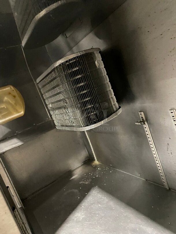 GZG Commercial 3 Door Lowboy/Worktop Cooler! All Stainless Steel! On Legs! 115V 60HZ 1 Phase - Image 6 of 8