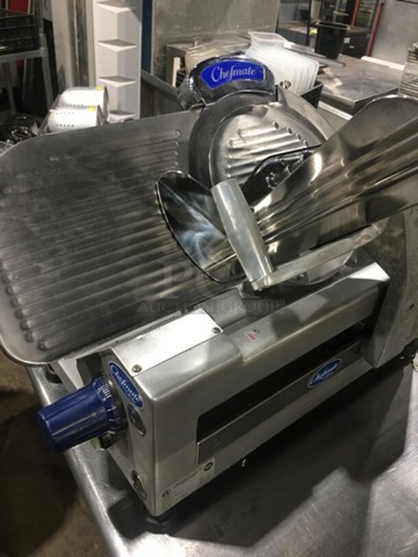 LATE MODEL! 2018 Globe Commercial Countertop Deli/ Meat Slicer! All Stainless Steel! WORKING WHEN REMOVED! Model: GC512 SN: 345504 115V - Image 3 of 9