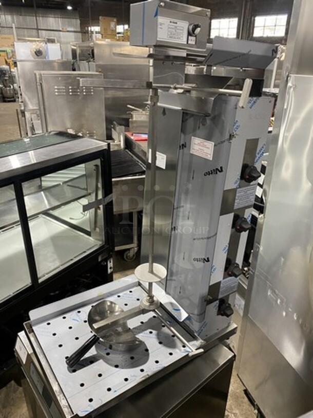 NEW NEVER USED! LATE MODEL 2022 INOKSAN Natural Gas Powered 4 Burner Gyro Doner Kebab Machine! Model PDG104MN Serial 420000032432!  - Image 2 of 10