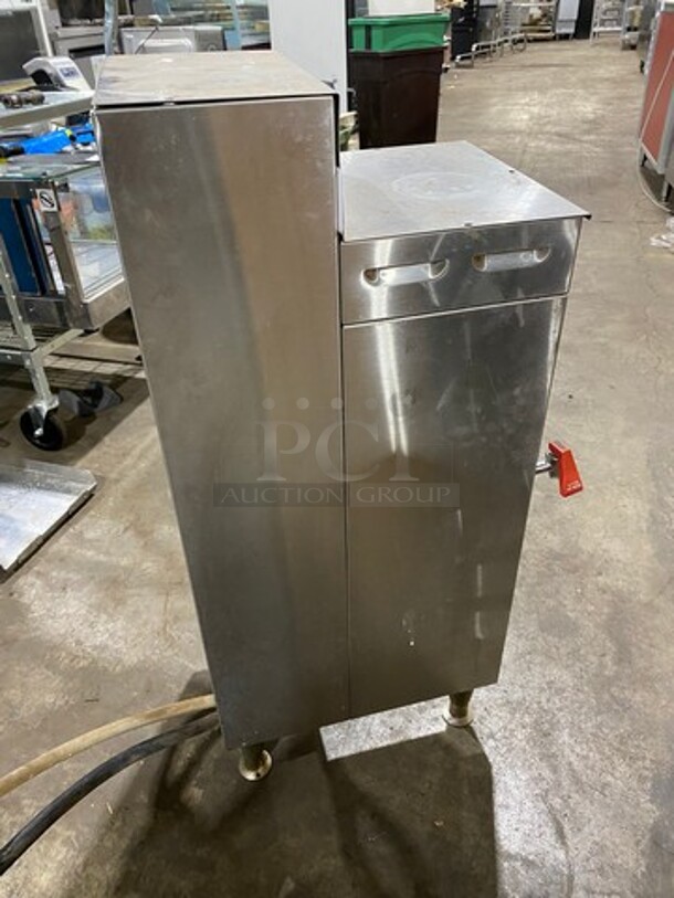 Fetco Commercial Countertop Coffee Machine! With Hot Water Line! Stainless Steel Body! On Small Legs! Model: CBS51H15 SN: 02572703A 120/208/240V 1 Phase - Image 4 of 11