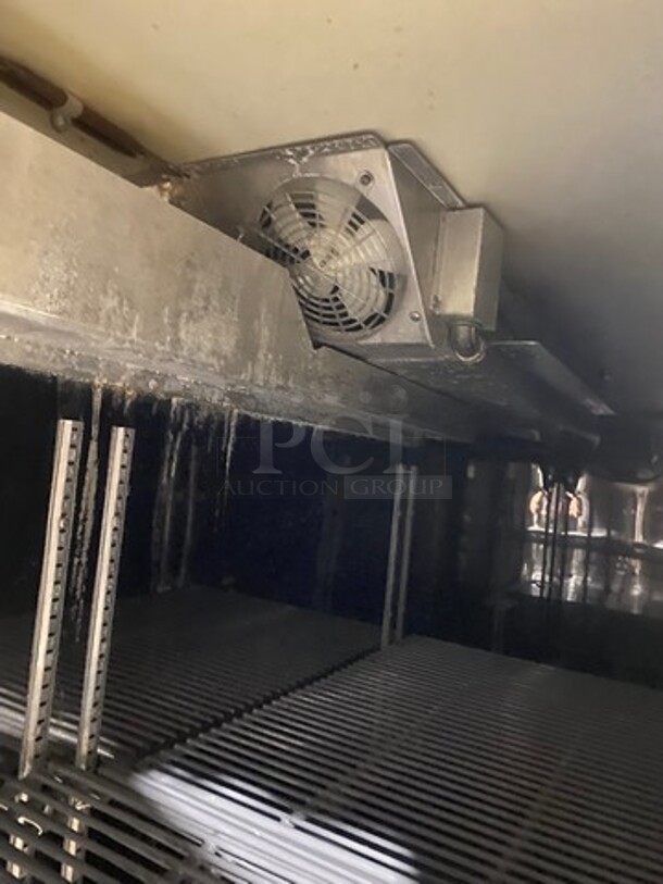 AMAZING! Perlick Commercial 4 Door Bar Back Cooler! With Poly Coated Racks! All Stainless Steel! On Legs! Remote Compressor/No Compressor! Model: BR96 SN: 676683 115V 60HZ 1 Phase - Image 8 of 11